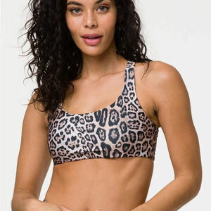 Onzie Cheetah Print Sports bra